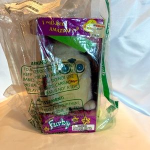 🌟🌟Furby 🌟🌟 In an original box!!!